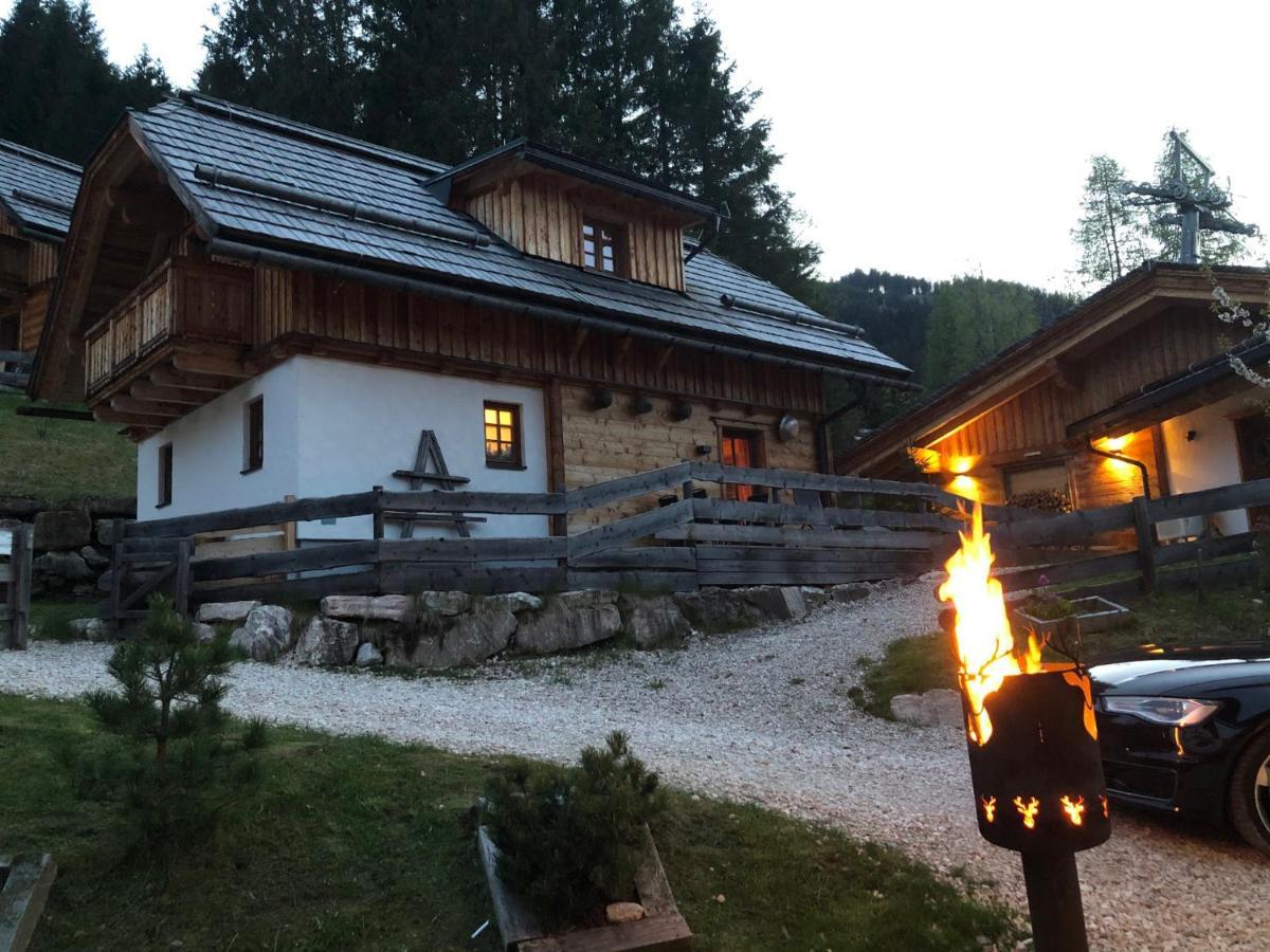 Hotel Bergdorf Riesner Donnersbachwald Exterior foto