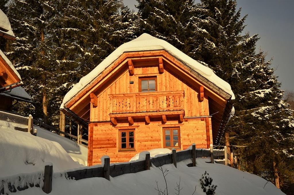 Hotel Bergdorf Riesner Donnersbachwald Exterior foto