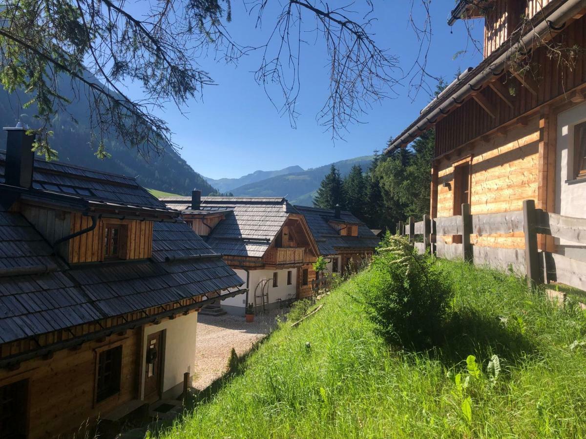 Hotel Bergdorf Riesner Donnersbachwald Exterior foto